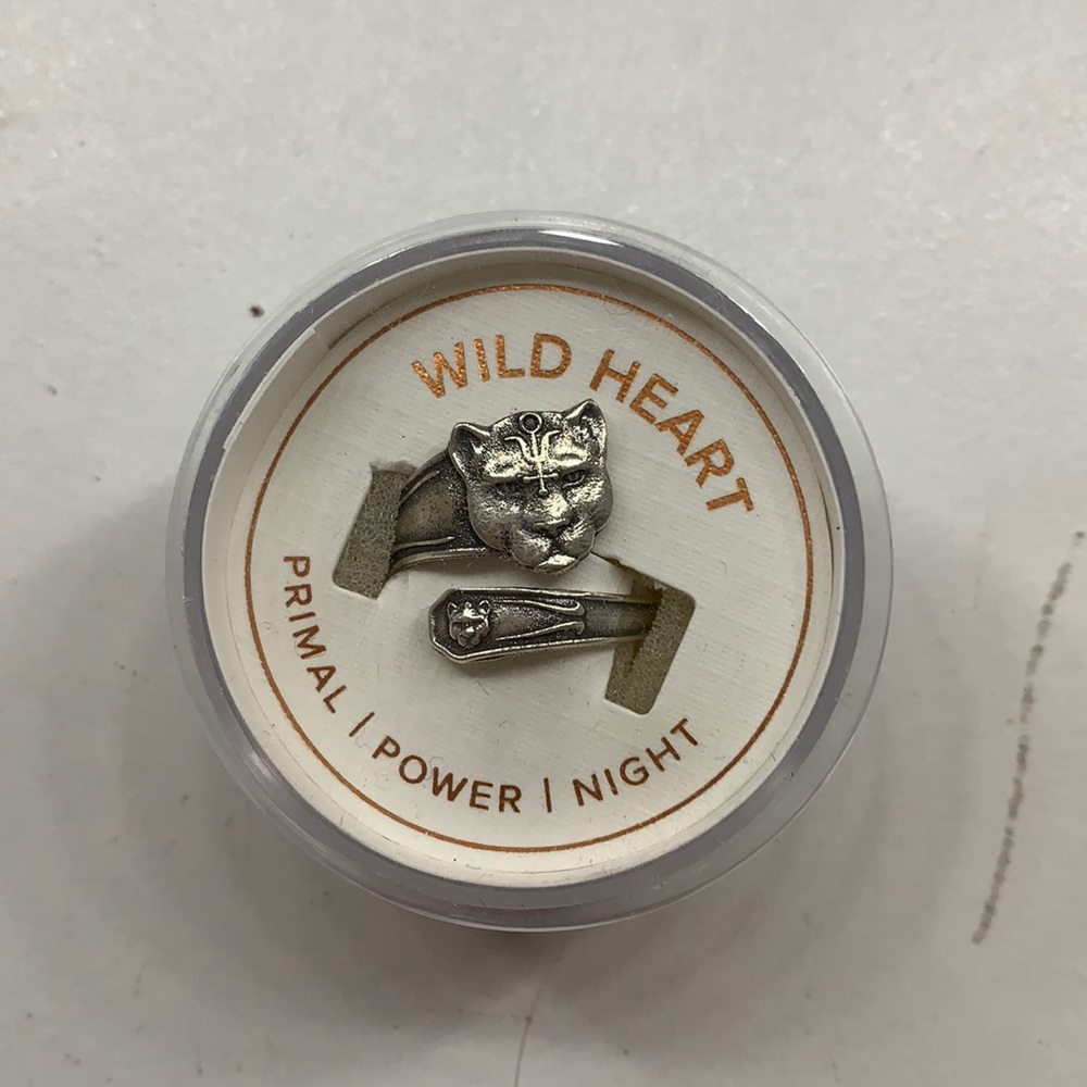 Alex and Ani Wild Heart spoon ring